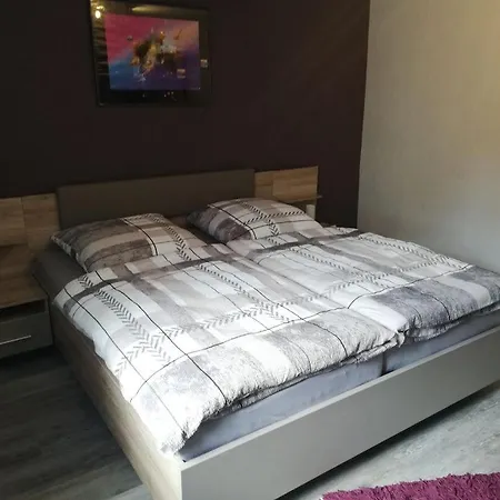 Ferienwohnung Christiane - Neue, Moderne Ferienwohnung Mit Blick Ins Gruene Ober-Abtsteinach Buitenkant foto